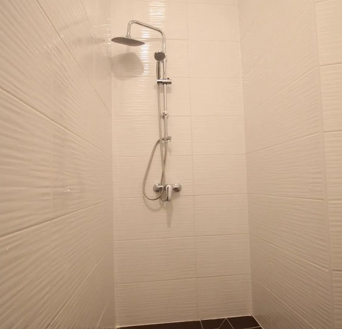Comfortable Accommodations In The Alterlaa Area Lv4 Vienna 0*,