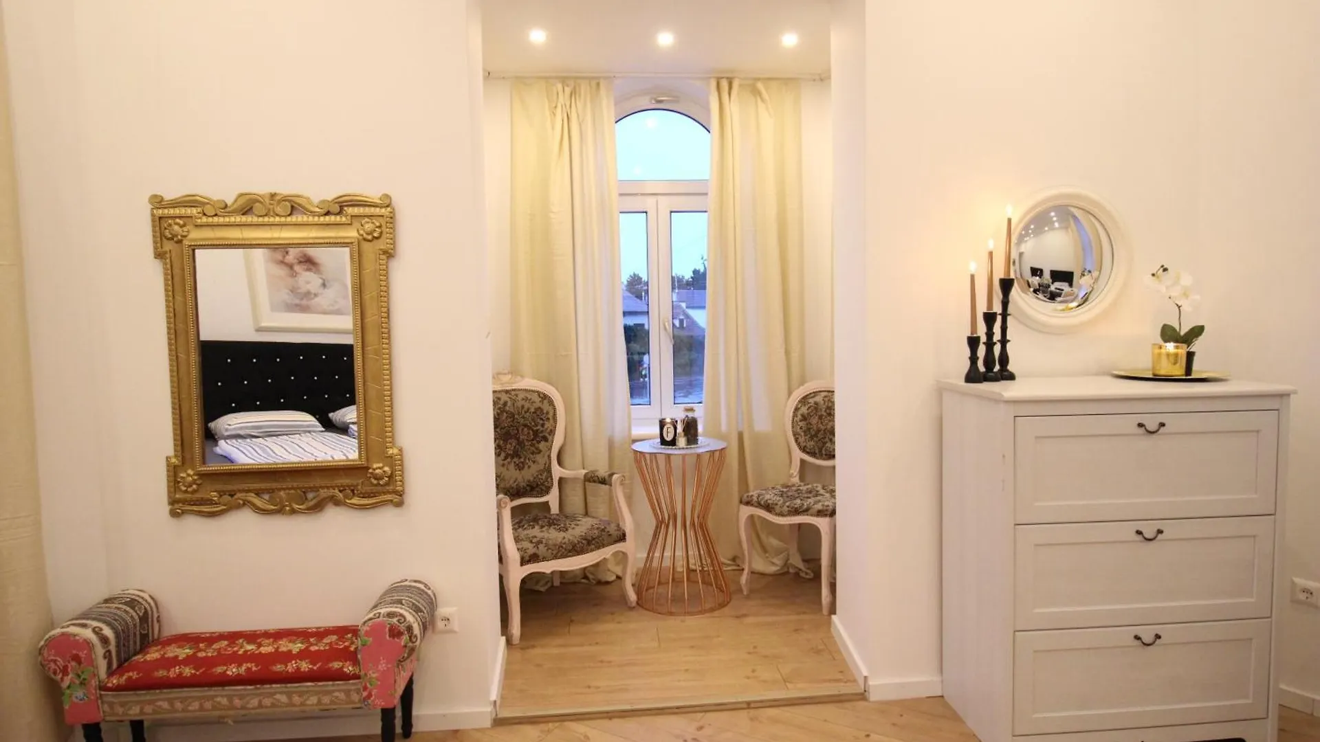בית אירוח וינה Comfortable Accommodations In The Alterlaa Area Lv4